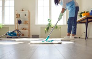 Is there a checklist for cleaning your home completely?