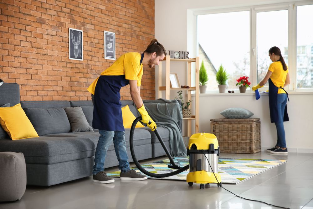 Which features can make an older apartment appear less clean